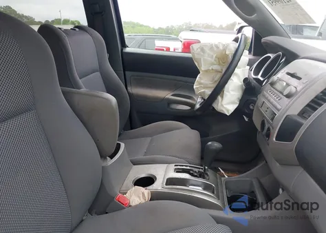 2005 Toyota Tacoma Base V6 из США, поврежденный, VIN 3TMLU42N95M001038